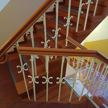 Apartment Schoene In Citynaehe Magdeburg